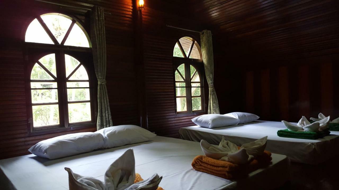 Hotel Ratmanee House Kanchanaburi Exterior foto